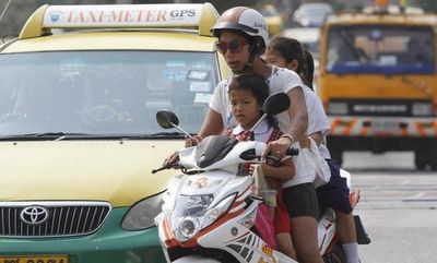 Larangan Anak Mengendarai Motor Jadi Perdebatan Sengit di Thailand