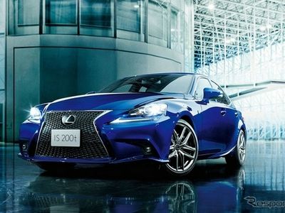 Dijual 3 Agustus, Lexus IS 200t Dibanderol Mulai Rp 494 Juta