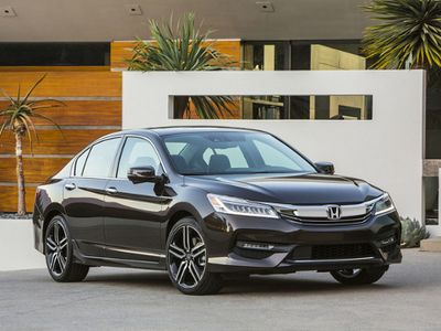 Honda Accord 2016 Punya Tampang Baru dan Sarat Teknologi