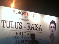 Sudah Siap Galau Bareng Raisa dan Tulus Malam Ini?