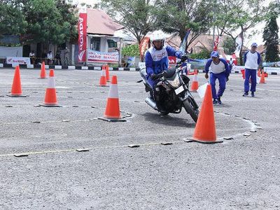  1.650 Orang Ikuti Kompetisi Safety Riding Honda