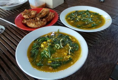 Berburu Bubur di Manado, Ini Tempatnya yang Paling Lezat