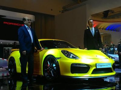 Porsche Luncurkan Dua Mobil Baru, 911 GT3 RS dan Cayman GT4