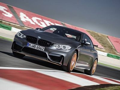 BMW Kenalkan Versi Produksi M4 GTS dengan Teknologi Injeksi Air