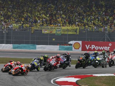 Menikmati Balap Motor MotoGP di Malaysia