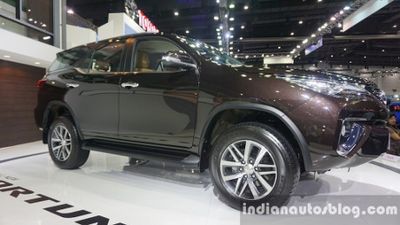 Pertengahan 2016 Toyota Fortuner Terbaru Meluncur ke India
