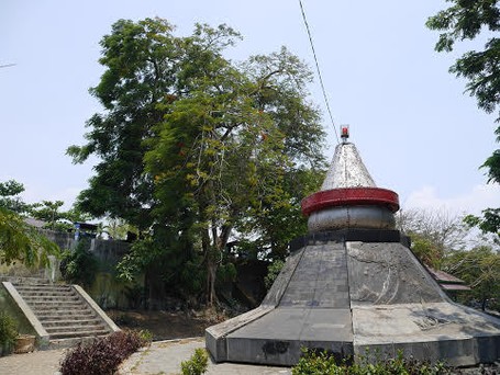 Sisa Dahsyatnya Letusan Krakatau yang Terlupakan di Lampung Sisa Dahsyatnya Letusan Krakatau yang Terlupakan di Lampung