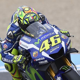 Dominasi Rossi di Jerez dan Kemenangan Pertamanya Musim Ini Dominasi Rossi di Jerez dan Kemenangan Pertamanya Musim Ini