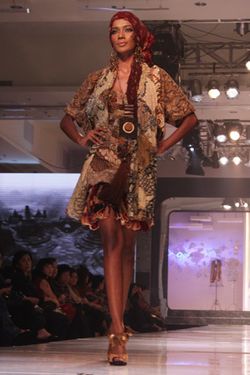 Anne Avantie, Jakarta Fashion & Food Festival 2010