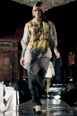 Iva Latifah, Islamic Fashion Festival 2010