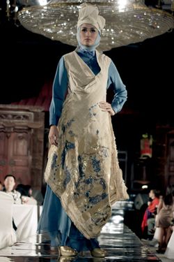 Nuniek Mawardi, Islamic Fashion Festival 2010