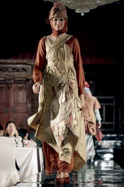 Nuniek Mawardi, Islamic Fashion Festival 2010