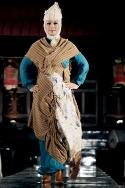 Nuniek Mawardi, Islamic Fashion Festival 2010