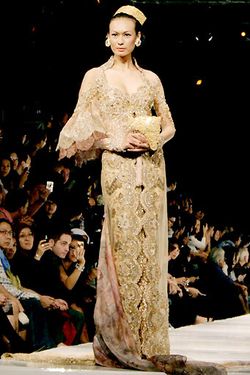 Anne Avantie, Jakarta Fashion Week 2009