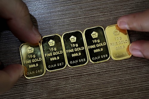 Harga Emas Antam Turun Rp 2.000/Gram Harga Emas Antam Turun Rp 2.000/Gram