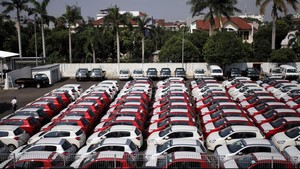 Penjualan Mobil di 2016 Diperkirakan Menurun Lagi