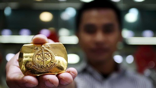 Sudah Naik Tinggi, Harga Emas Antam Anjlok Rp 8.000/Gram Sudah Naik Tinggi, Harga Emas Antam Anjlok Rp 8.000/Gram