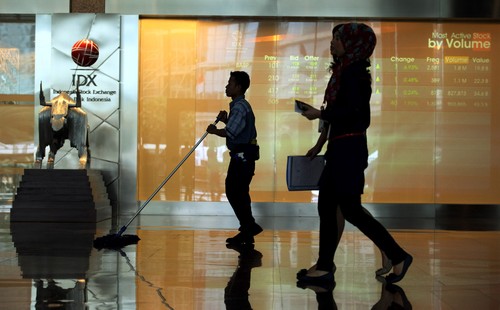 Rehat Siang, IHSG Naik 25 Poin Rehat Siang, IHSG Naik 25 Poin