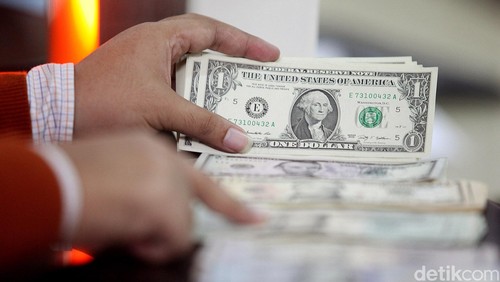 Dolar AS Melemah ke Rp 13.630 Dolar AS Melemah ke Rp 13.630