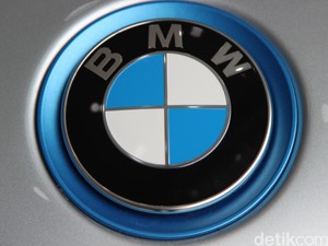 BMW Fokus Kembangkan Mobil Listrik dan Otonom