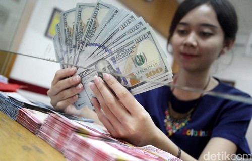 The Fed Tahan Suku Bunga, Dolar AS Melemah ke Rp 13.071