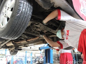 Servis Mobil Lawas di Bengkel Resmi Tak Selalu Mahal dan Lama