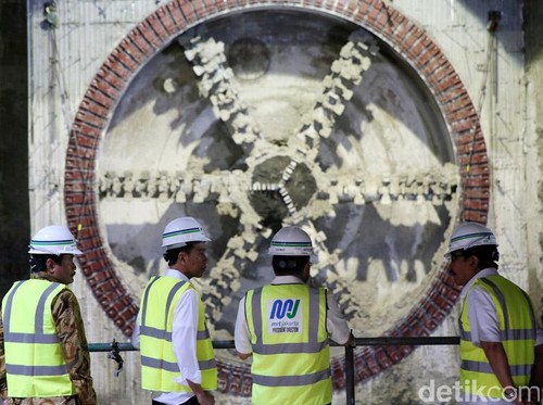 Telah Ngebor 682 Meter, Mustikabumi I Tiba di Stasiun Dukuh Atas  