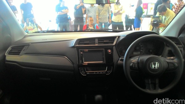 Honda Permak Mobilio dan CR-V Honda Permak Mobilio dan CR-V