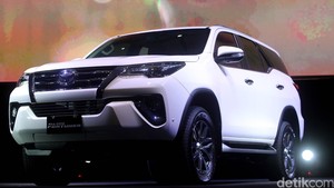 Toyota: All New Fortuner Lebih Irit 10 Persen