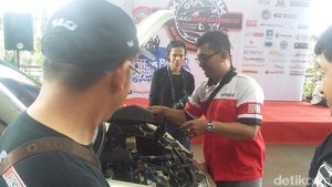 Toyota Avanza Club Indonesia Oprek Mobil Bareng