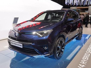 Toyota Perlihatkan RAV4 Hybrid Sapphire di Eropa
