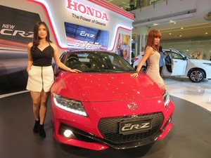 Honda: CR-Z Adalah Mobil Hybrid yang Sukses