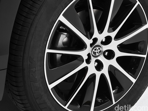 Toyota dan Lexus Pasang Rem Otomatis di Kendaraan Mulai 2017 Toyota dan Lexus Pasang Rem Otomatis di Kendaraan Mulai 2017