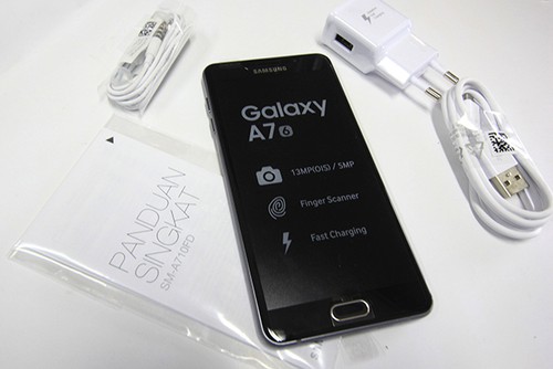 Samsung Galaxy A7 2016: Ini Bukan Flagship! Samsung Galaxy A7 2016: Ini Bukan Flagship!