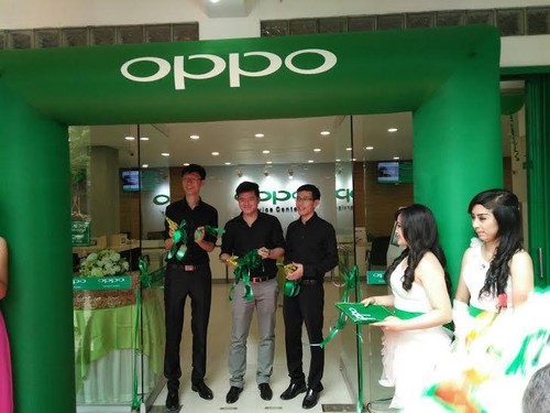 OPPO Buka Service Center Terbesar di Bandung OPPO Indonesia