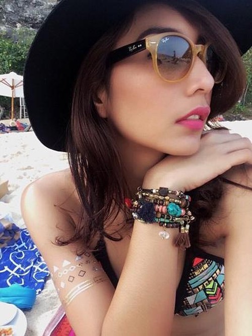 Bibir Sensual dan Seksi Tyas Mirasih