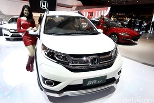 Honda Luncurkan Accord, Civic dan Brio Model Anyar