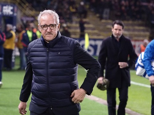 Delneri: Napoli Memang Layak Menang Delneri: Napoli Memang Layak Menang
