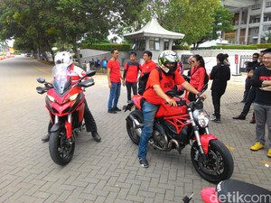 Pembeli Ducati Bakal Dilatih Dasar Safety Riding