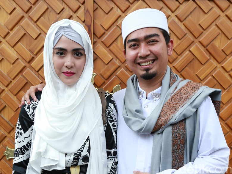 Hasil gambar untuk Sholeh Mahmoed Nasution