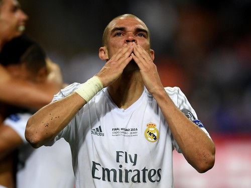 Pepe Mengharap Kontrak Baru dari Madrid