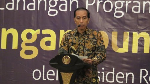 Jokowi, Tax Amnesty, dan Kebutuhan Infrastruktur Rp 4.900 T Jokowi, Tax Amnesty, dan Kebutuhan Infrastruktur Rp 4.900 T