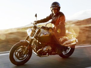 BMW R nineT Scrambler  Mejeng  di Diler September 2016