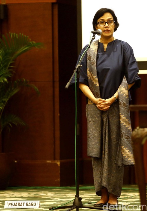 Jadi Menkeu, Sri Mulyani Lepaskan Gaji Rp 413 Juta/Bulan di Bank Dunia Jadi Menkeu, Sri Mulyani Lepaskan Gaji Rp 413 Juta/Bulan di Bank Dunia