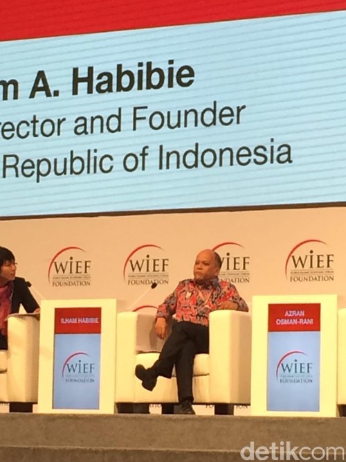 Ilham Habibie Optimistis Pesawat R-80 Diluncurkan 2019