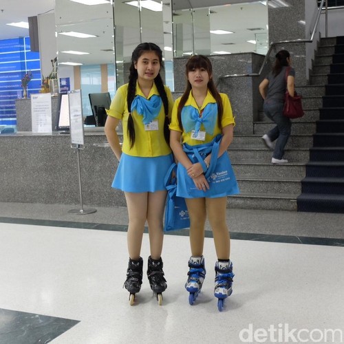 Uniknya Rumah Sakit di Thailand Ini, Punya Staf Cantik Bersepatu Roda Uniknya Rumah Sakit di Thailand Ini, Punya Staf Cantik Bersepatu Roda