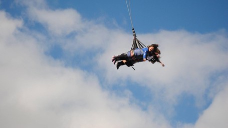 Naik Wahana Skycoaster Tertinggi di AS, Serasa Jadi Superman Naik Wahana Skycoaster Tertinggi di AS, Serasa Jadi Superman