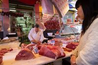 Dengan sajian 113 gram, jantung sapi mengandung 127 kkal, lemak 4 gram dan protein sebesar 20 gram. Selain itu, jantung sapi juga kaya akan vitamin B, zat besi, tiamin, protein, dan fosfor. Foto: iStock/detikfood