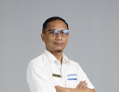 Uji W Purnomo
