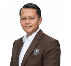 Dr. Sigit Raditya